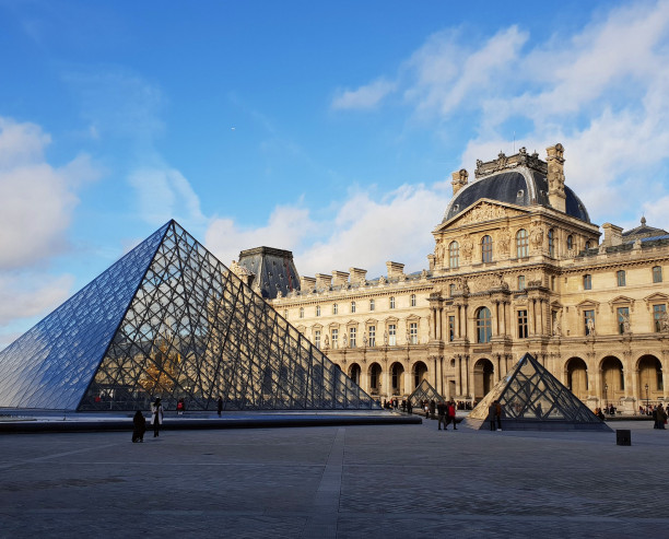 Paris Paris