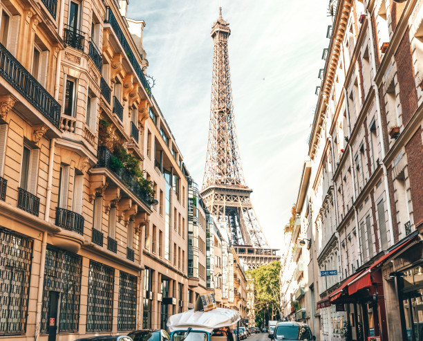 Paris Paris