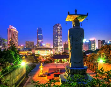 bongeunsa-temple-seoul-korea